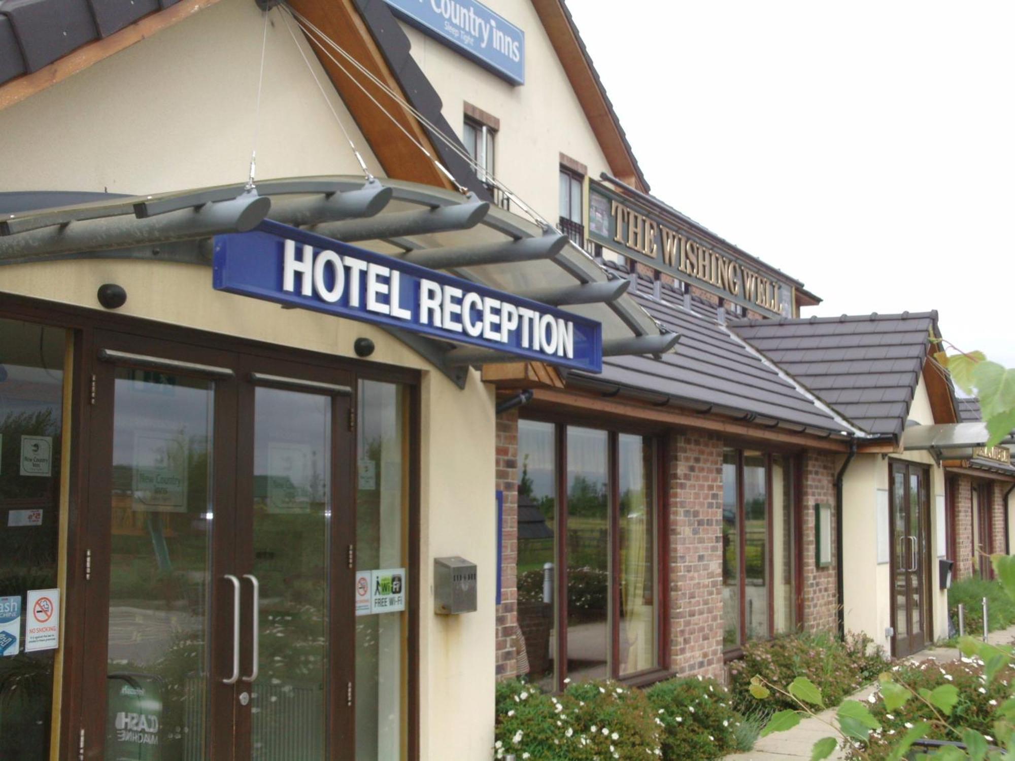 The Wishing Well Hotel Селби Екстериор снимка
